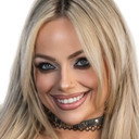 Gionna Daddio als Liv Morgan