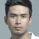 Christian Bautista als Winston Libredo