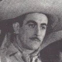 Julio Ahuet als Capitán