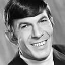 Leonard Nimoy als Mustapha Mond