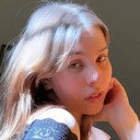 Gabriela Medeiros als Buba