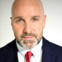 Johnny Harris als Osip Glebnikov