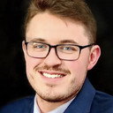 Chris Hetu als "Chris"