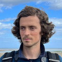 Seán Ronayne als Self