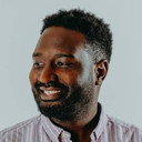 Chris Sugira als Self - Host