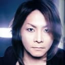 Yutaka Higuchi als Self - Bass