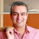 Sam Nouri als French-o-Saltaneh