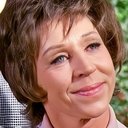 Nora Denney als Louise's Mom