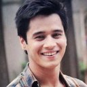Anshuman Malhotra als Young Haider Meer