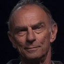 Marc Alaimo als Bee Gee