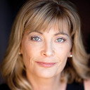 Kate Raison als English Waitress