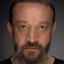 Şener Savaş als Düğündeki 1. Genç