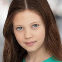 Kayla Anjali als Selene