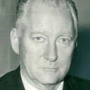 Pierre Messmer als Self