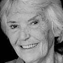 Rita Davies als Mrs. Murray