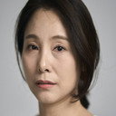 Jeon Sung-ah als Court Lady