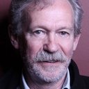 Paul Copley als Fred (Scrooge's Nephew)