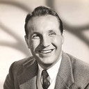 Harry Babbitt als Kay Kyser Band Singer (uncredited)