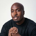 Fernando Halman als Milton
