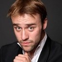 Maciej Półtorak als SB Officer