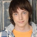 Alex Bilbrey als Young Jim