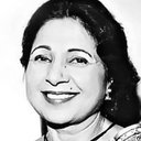 Achala Sachdev als Mrs. Shyamlal Kumar