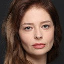 Selin Altay als Aslı