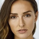 Adrian Eppley als Gail Matthews