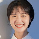 Lee Sol-ah als Sung-kyung (segment "Four Legged Beast")