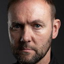 Seán Carlsen als Sir William Lucas