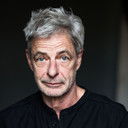 Rolf Berg als Bank Employee