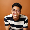 Minik Ayuste, Editor