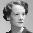 Margaret Withers als Mrs. Elliston