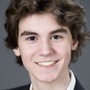 Raphaël Grenier-Benoît als Jacob Auger
