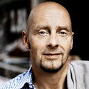 Jon Flemming Olsen als Captain Hansen