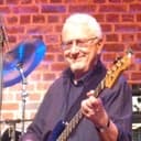 Jerry Scheff als Self - Bass Guitar