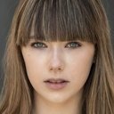 Greta Gasbarri als Mia