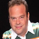 James Killebrew als Orion Worker