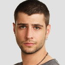 Deniz Sarıkaş als Oğuz