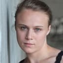 Anke Retzlaff als Swetlana