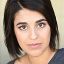 Rachel Dee als Sarah McAllister