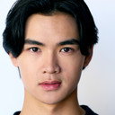 Tristan Pravong als Bruce
