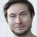 Brandon Cahela als Lester