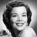 Nanette Fabray als Mrs. Vale