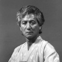 Bong Soo Han als Rev. Rhee