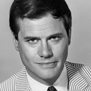 Larry Hagman als Parking Lot Doctor