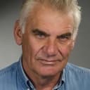 Tim Hughes als Major D