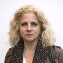 Eleni Haupt als Luisa