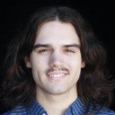 Noah Fripp als Doug Derrenhardt