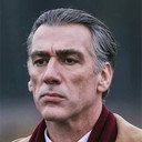 Niko Tavadze als Issa Davydov